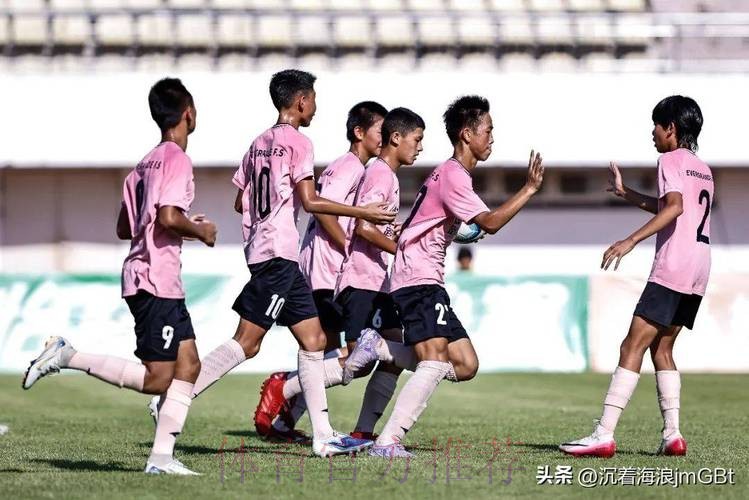 中青赛U-13半决赛首回合 李昊炎“帽子戏法”助大工附校客胜恒大足校 中青赛U-13半决赛首回合 李昊炎“帽子戏法”助大工附校客胜恒大足校